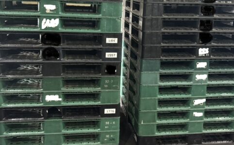 【新着】中古プラスチックパレット1100×1100 　滋賀県甲賀市